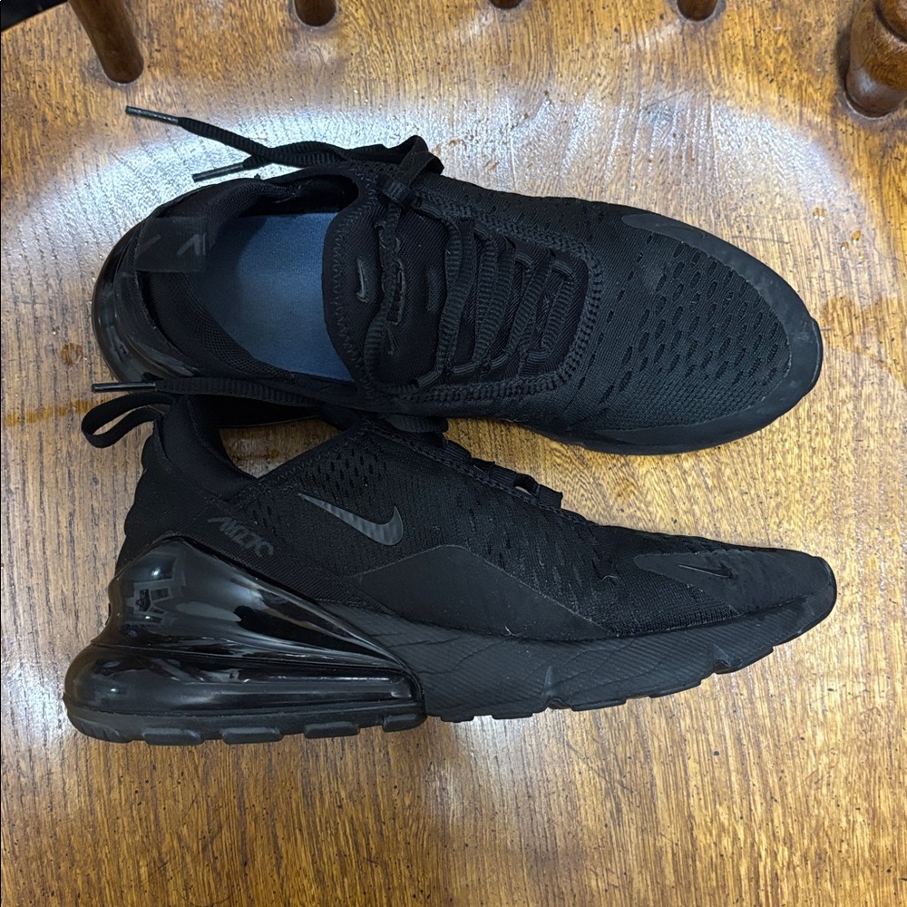 Nike Air Max 270